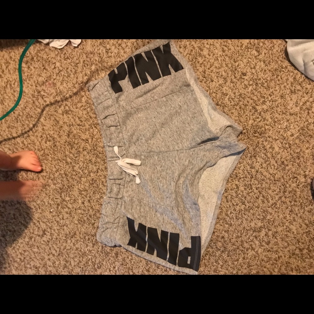 VS Pink comfy drawstring shorts. LG.